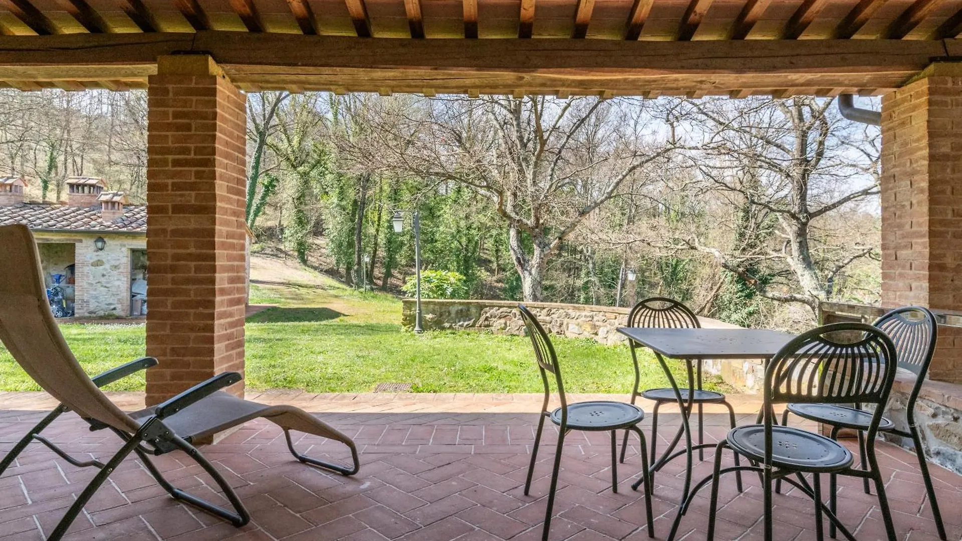 Villa Le Polle Di Meletro Chianni Apartmán